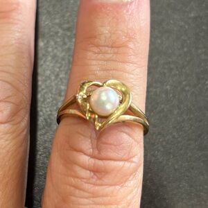 Vintage Gold Heart Ring with Opal